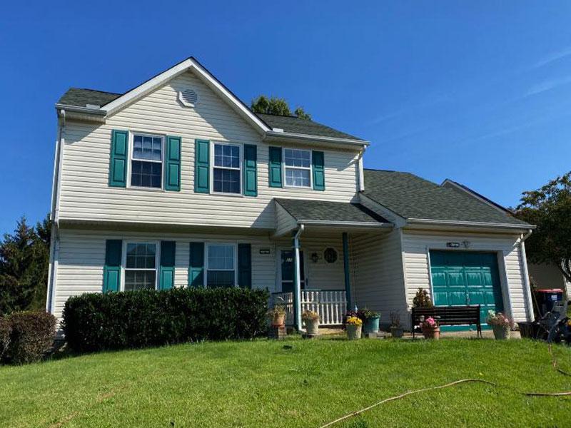 1 Middletown Pressure Washing & Roof Cleaning T&T Powerwash